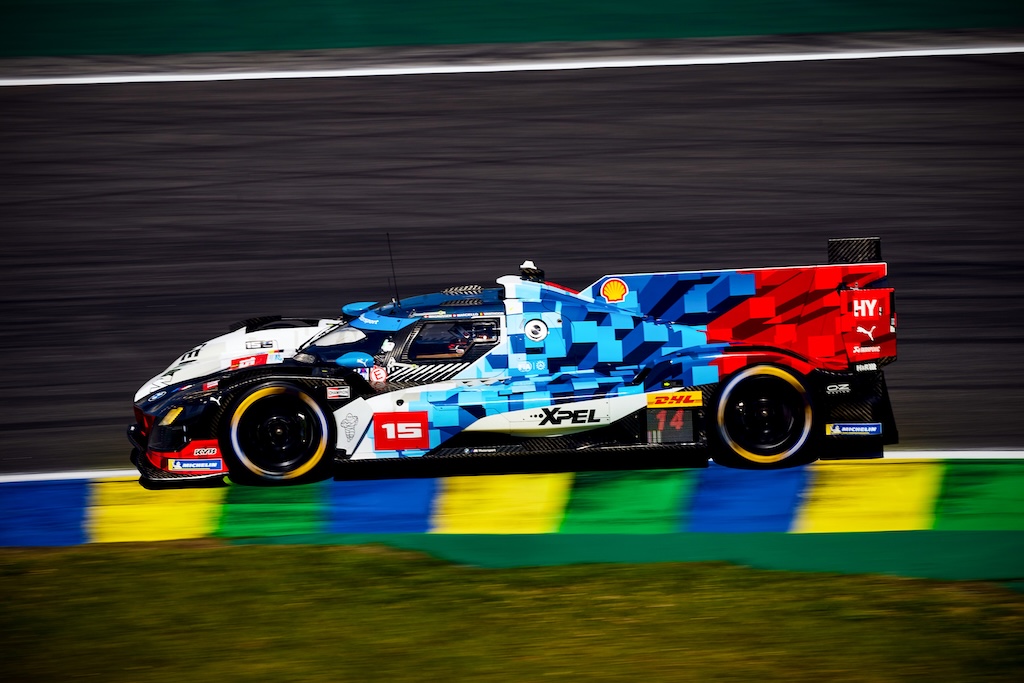 Kevin Magnussen positiv forud for VM-ræs på Interlagos.
(Foto: BMW M Motorsport)